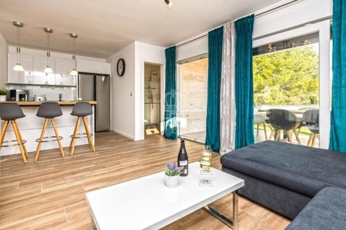 Kuća za odmor sa 2 apartmana, uhodana za turistički najam!