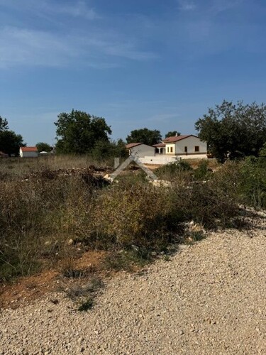 Thumbnail 6091606 - 1