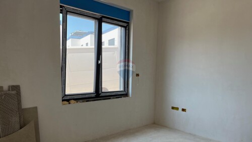 Thumbnail 6091730 - 8