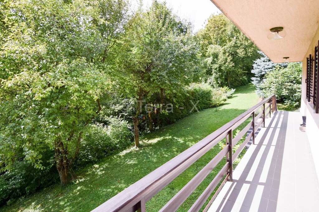 Image 6092244 - 8