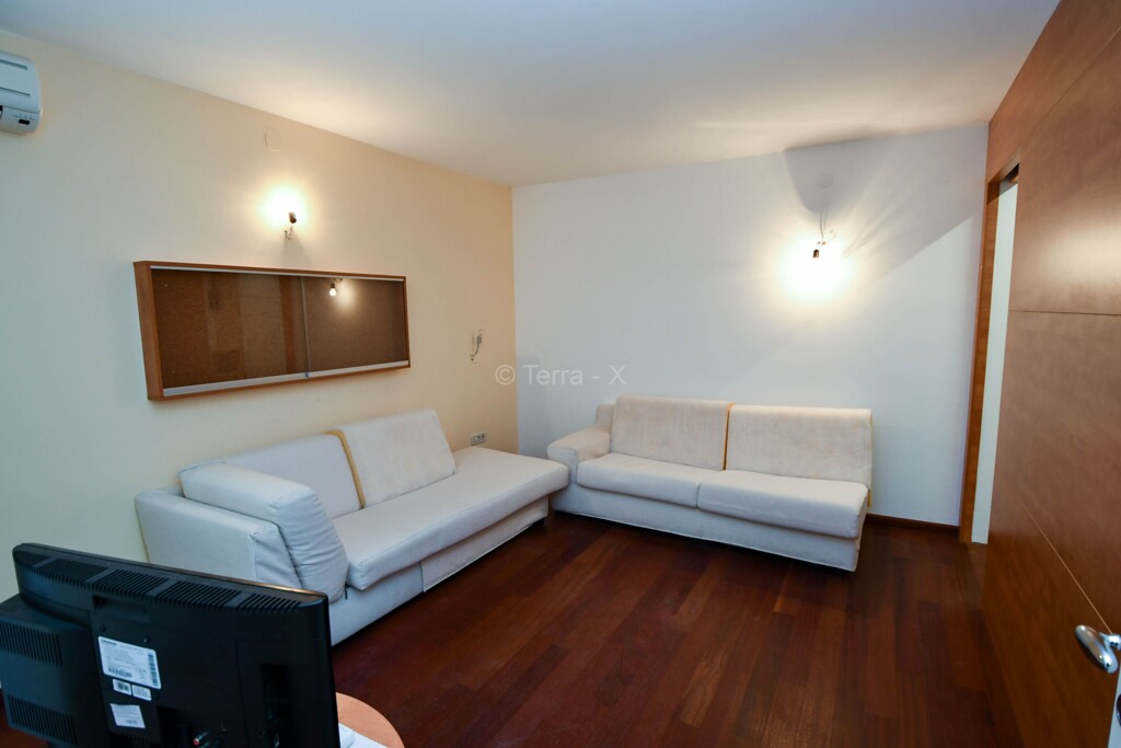 Image 6092245 - 5