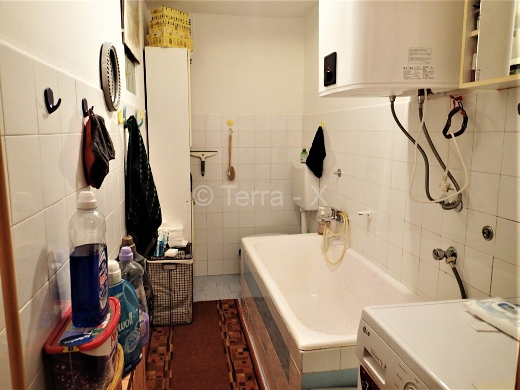 Image 6092247 - 6