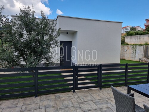 Thumbnail 6092965 - 8