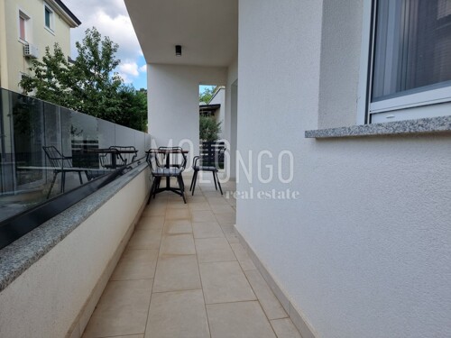 Thumbnail 6092965 - 3