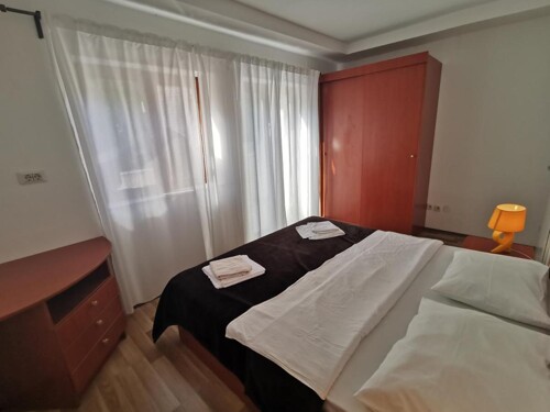 Thumbnail 6093620 - 18