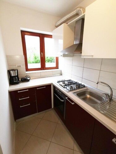 Thumbnail 6093620 - 10