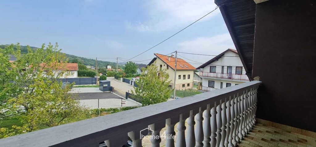 Image 6095600 - 1