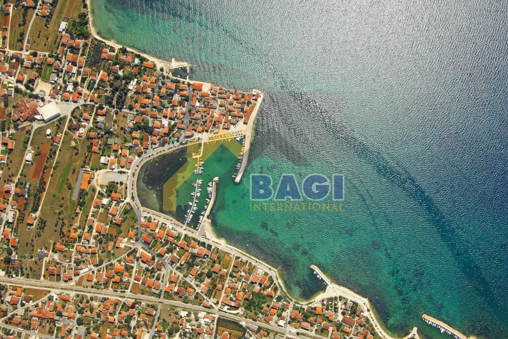 Image 6099957 - 1