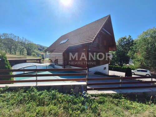 MRKOPALJ, BEGOVO RAZDOLJE - Samostojeća gorska kuća s bazeno