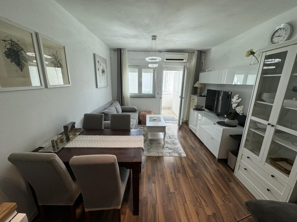 Image 6100320 - 2