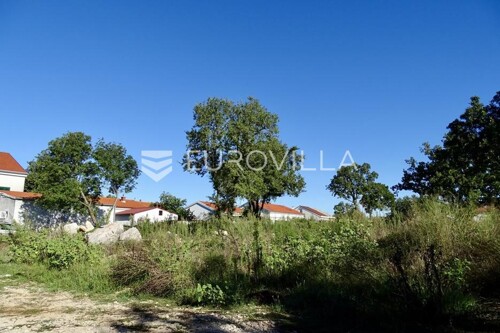 Thumbnail 6100675 - 11