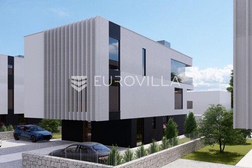 Thumbnail 6100675 - 8