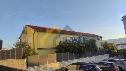 Thumbnail 6100716 - 5