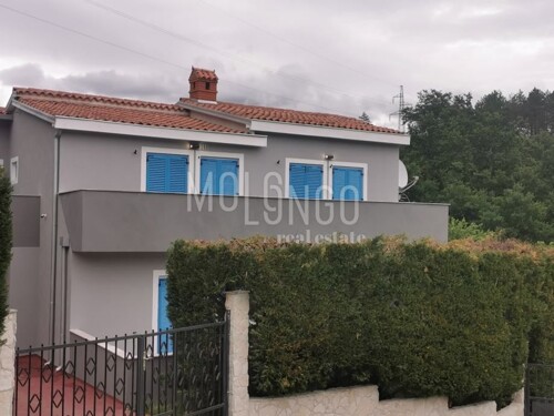 ISTRA, BUZET okolica, kuća s tri apartmana i bazenom