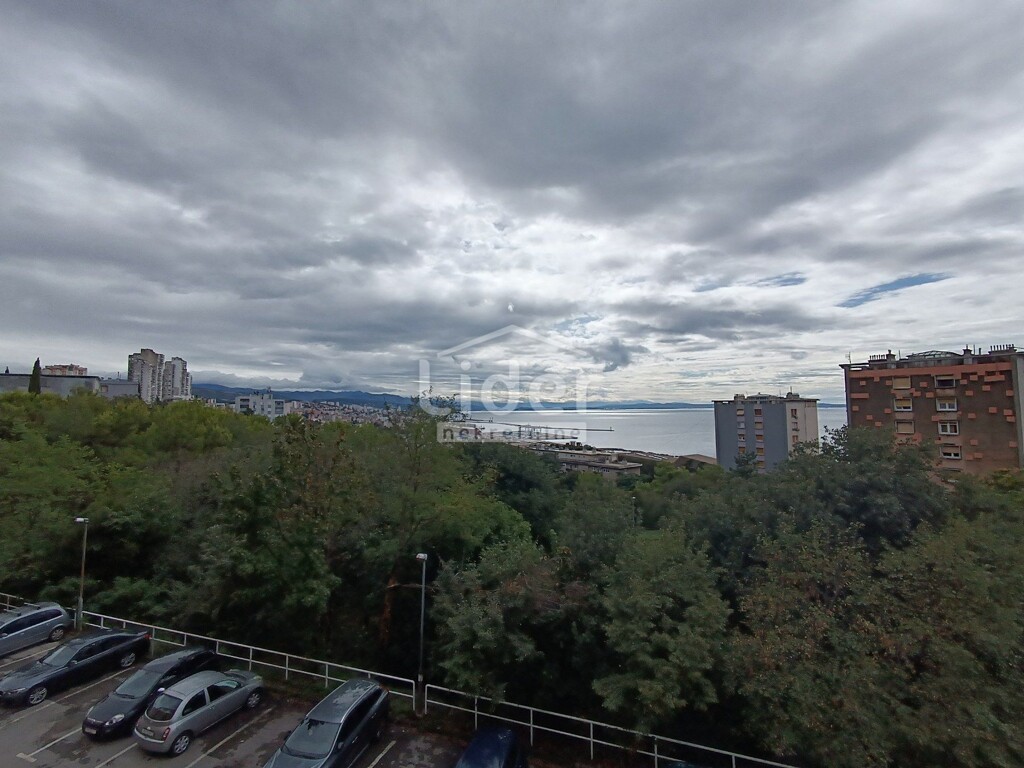 Image 6101181 - 3