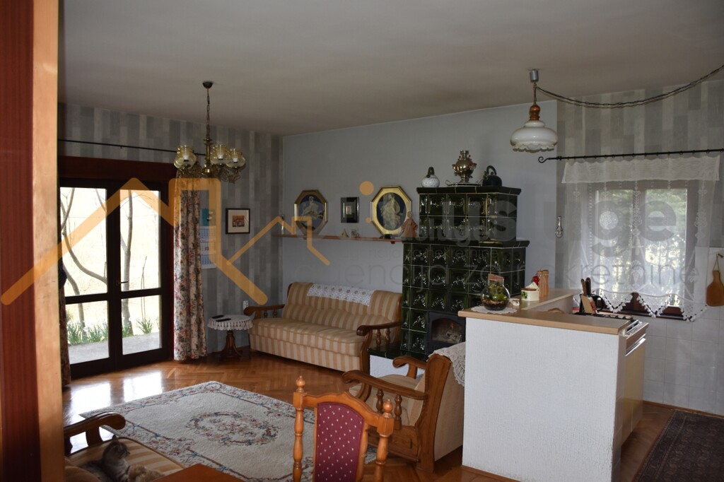 Image 6101587 - 6