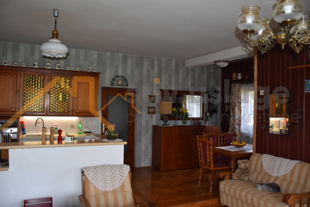 Image 6101587 - 10