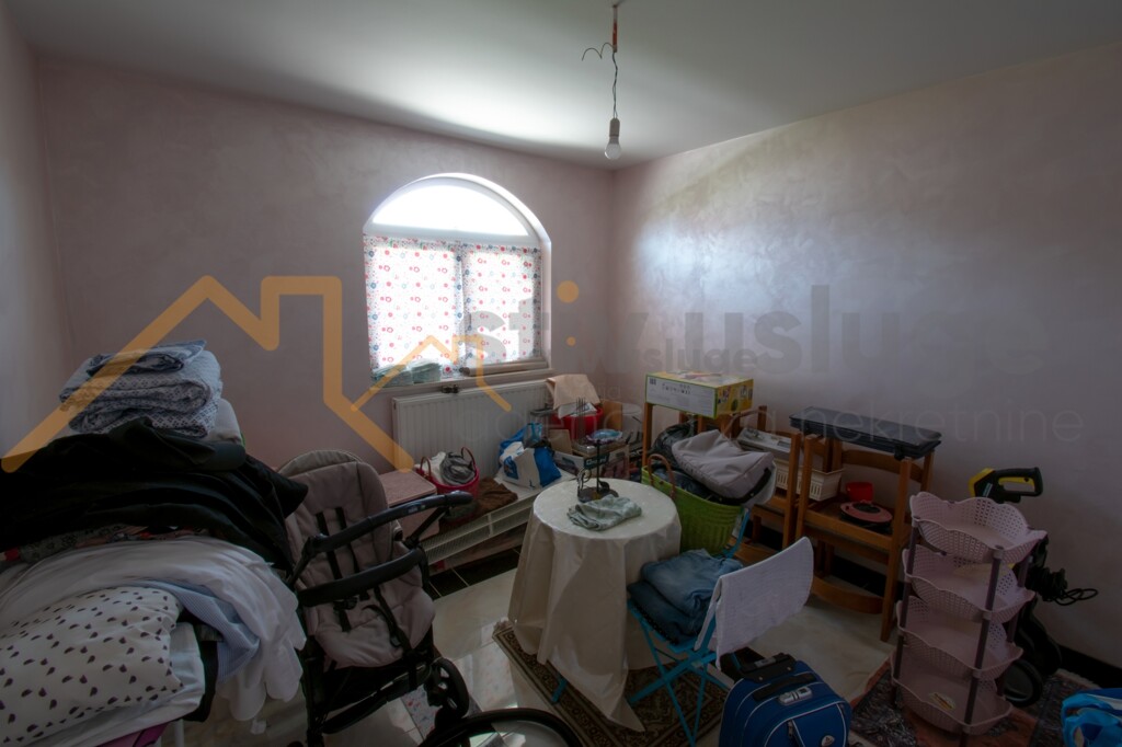 Image 6101612 - 6