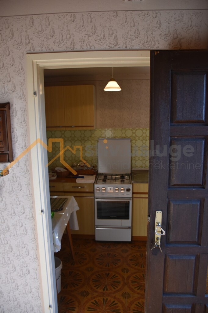Image 6101655 - 7