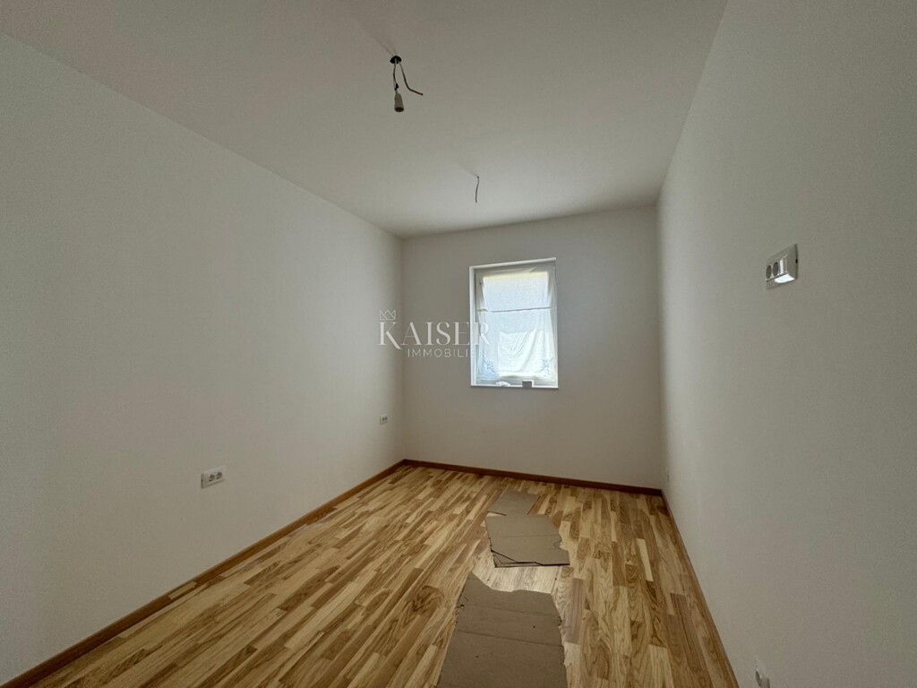 Image 6101780 - 3