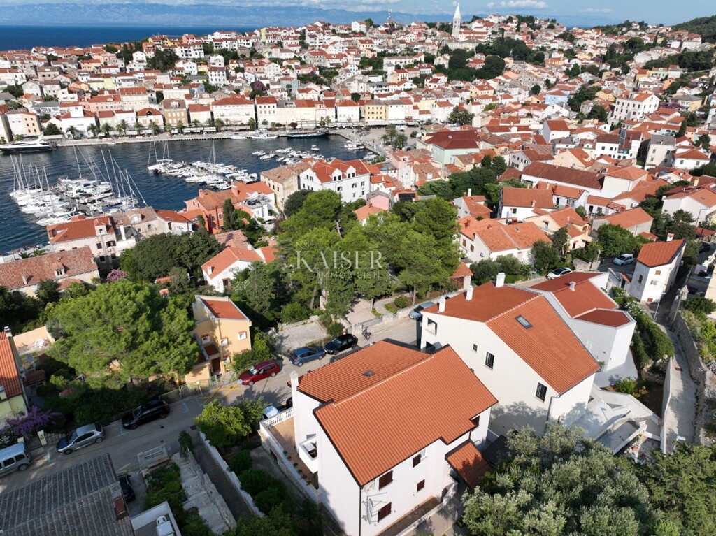 Image 6101781 - 5