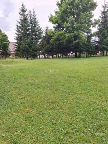 Ravna gora - građevinsko zemljište površine 801 m2