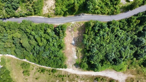 Fužine – Jedinstveno građevinsko zemljište s pogledom na jez