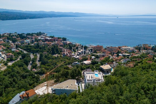 Opatija, centar, novogradnja, luksuzan stan na I katu s lift