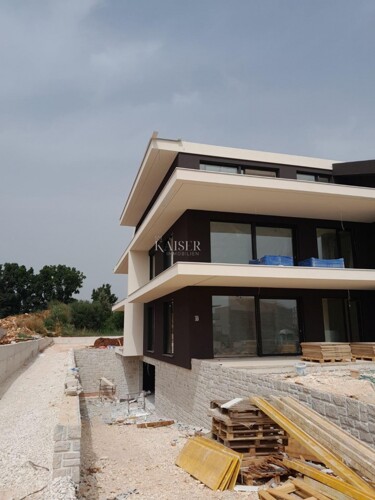 Thumbnail 6101903 - 16