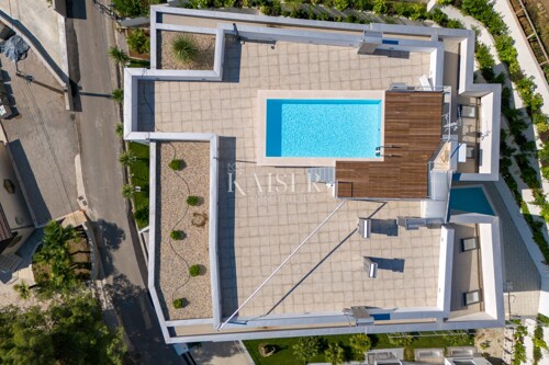 Opatija, penthouse, blizina centra, pogled na Opatiju i Kvar