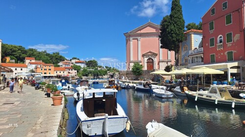 Veli Lošinj - kuća na mirnoj lokaciji