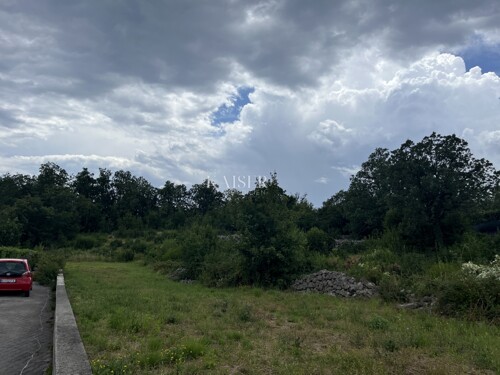 Marinići - Građevinsko zemljište 1710 m2