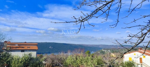 Thumbnail 6102060 - 5