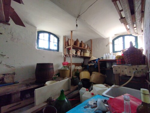 Thumbnail 6102065 - 11