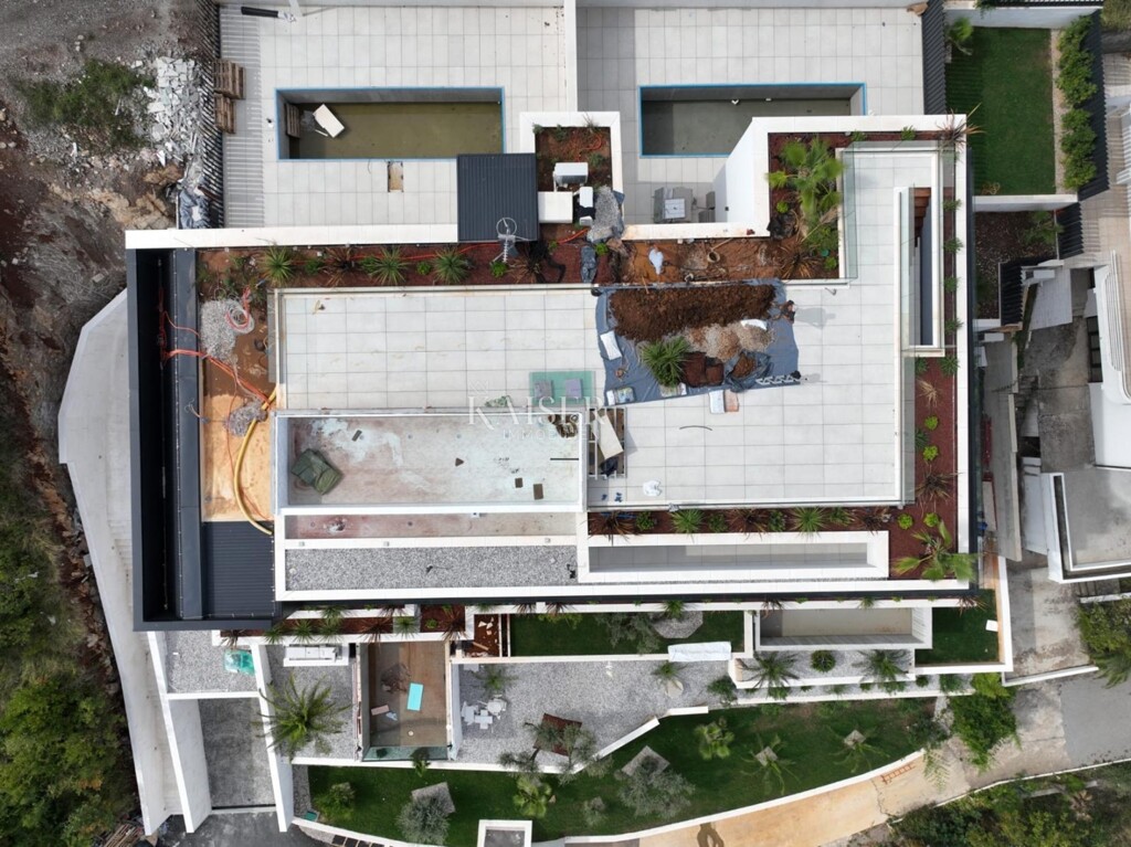 Image 6102361 - 21