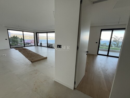 Thumbnail 6102371 - 15