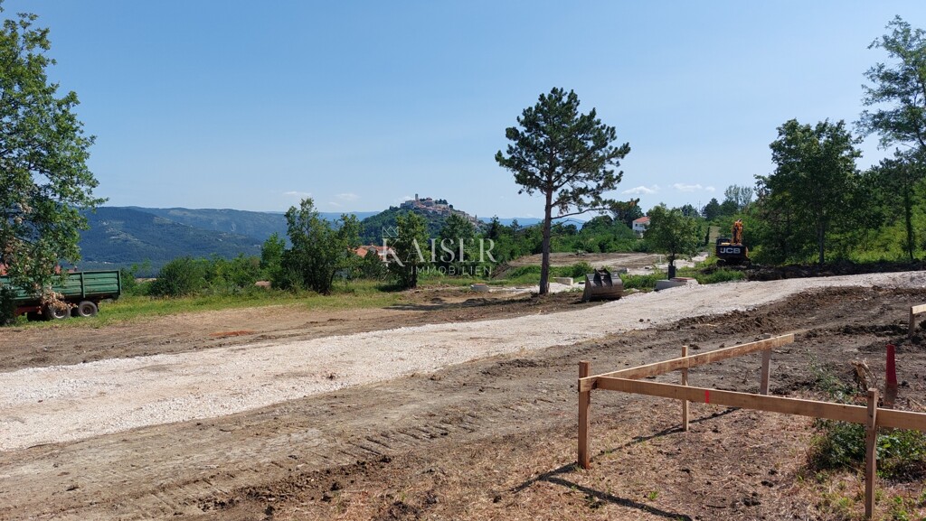 Image 6102377 - 1