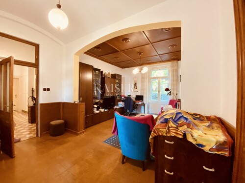 Thumbnail 6102401 - 5