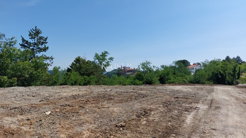 Thumbnail 6102410 - 5