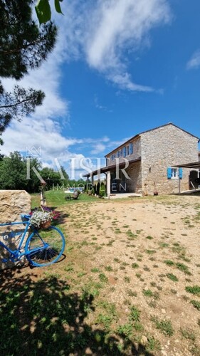 Istra - Lovreč, PRILIKA kamena Istarska kuća sa imanjem 9000