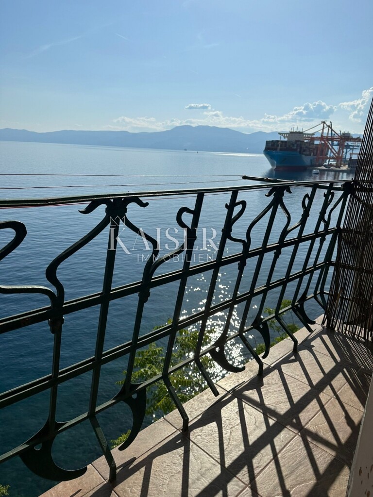 Image 6102498 - 20