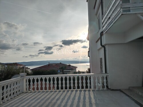 Thumbnail 6102677 - 12