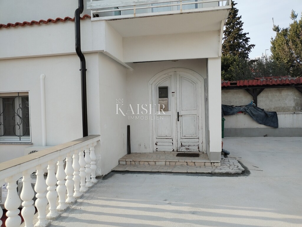 Image 6102677 - 11
