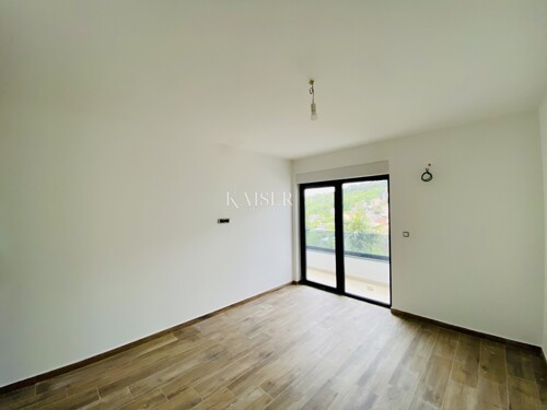 Thumbnail 6102727 - 6