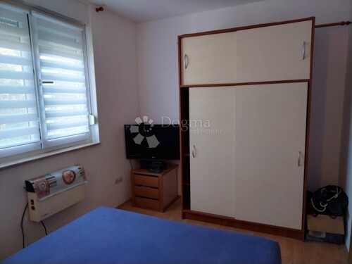 Thumbnail 6103407 - 6