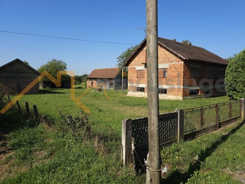 Obiteljsko imanje, Hrebincu, Hrebinečka cesta