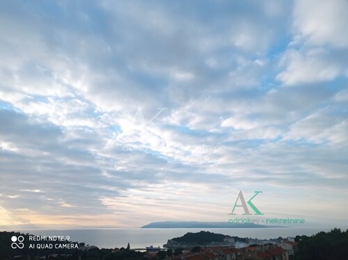 Thumbnail 6104030 - 6