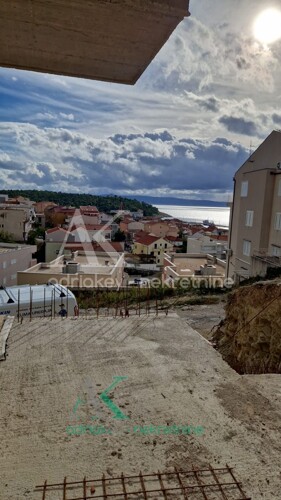 Thumbnail 6104032 - 4