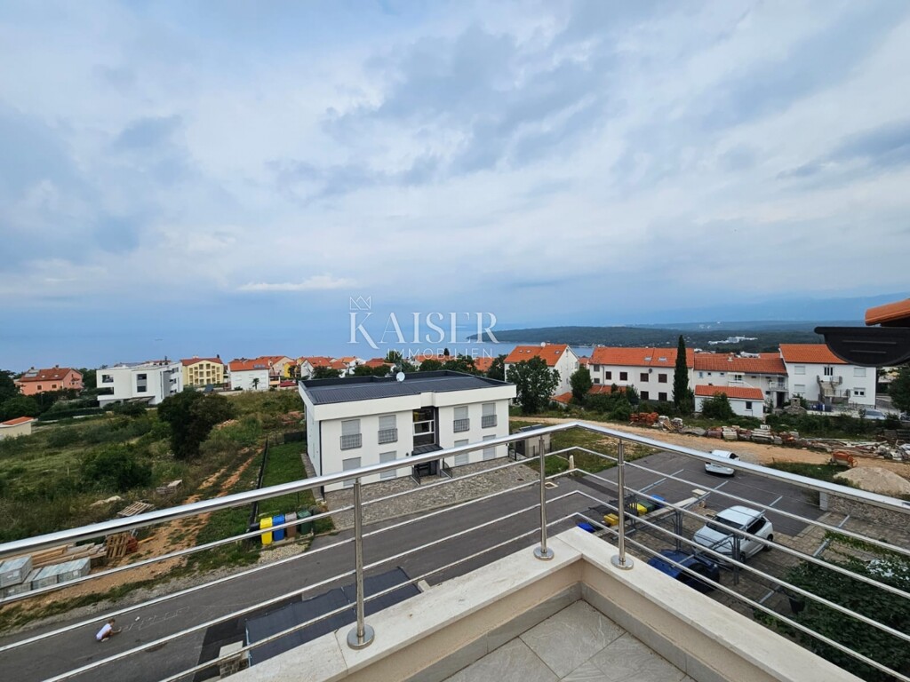 Image 6104436 - 6