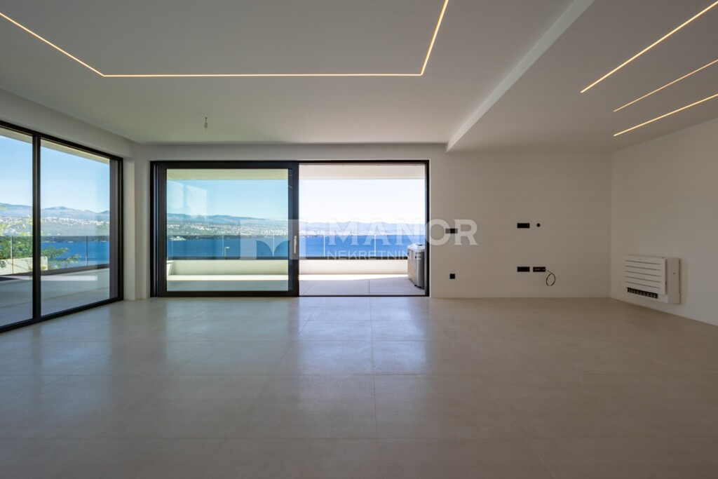 Image 6104443 - 3